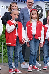 Musikf RuhrpottGuggis 2024-05-04 08  Ruhrpott-Guggis Duisburg  - Auf dem Gelände neben dem Imbiss im Logport „Manu´s Treff“ an der Hamburger Straße in Rheinhausen feierten die Ruhrpott-Guggis ihr diesjähriges Musikfest mit anschließender Party-Night. : DVPJ, Holger II, Kinderprinz Phil II., Prinzessin, Mia I., Prinzessin Mia I., HDK, Duisburg, Karneval, Helau, Tollität, Event, Session 2024, Session 2025, Hauptausschuss, Gemeinschaft, Hauptausschuss Karneval Duisburg, Duisburg ist echt