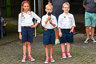 ß2 Buergergarde 2024-09-07 04  Schottenzunft und Bürgergarde - Am Samstag 7. September besuchten wir bei sommerlichem Wetter zuerst das Sommerfest der Schottenzunft auf dem Gelände des ETuS Bissingheim. Nachmittags ging es Richtung Kaiserberg. Dort zum „Am Haus am Wasserturm“ hatte die Bürgergarde zu ihrem Sommerfest geladen. : DVPJ, Holger II, Kinderprinz Phil II., Prinzessin, Mia I., Prinzessin Mia I., HDK, Duisburg, Karneval, Helau, Tollität, Event, Session 2024, Session 2025, Hauptausschuss, Gemeinschaft, Hauptausschuss Karneval Duisburg, Duisburg ist echt