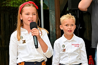 ß2 Buergergarde 2024-09-07 06  Schottenzunft und Bürgergarde - Am Samstag 7. September besuchten wir bei sommerlichem Wetter zuerst das Sommerfest der Schottenzunft auf dem Gelände des ETuS Bissingheim. Nachmittags ging es Richtung Kaiserberg. Dort zum „Am Haus am Wasserturm“ hatte die Bürgergarde zu ihrem Sommerfest geladen. : DVPJ, Holger II, Kinderprinz Phil II., Prinzessin, Mia I., Prinzessin Mia I., HDK, Duisburg, Karneval, Helau, Tollität, Event, Session 2024, Session 2025, Hauptausschuss, Gemeinschaft, Hauptausschuss Karneval Duisburg, Duisburg ist echt