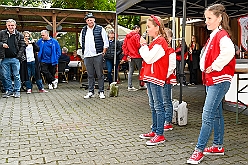 OffBiwak RWHamMarx 2024-09-14  12  Bei Rot Weiss im Norden - Bei angenehmen Themperaturen stand am Samstag 14. September der Besuch des Offiziersbiwak der 1.Gr. KG rot-weiss Hamborn-Marxloh an. Ein schöner Nachmittag auf dem Gelände der Raststätte Haus Liesen an der Hufstraße. : DVPJ, Holger II, Kinderprinz Phil II., Prinzessin, Mia I., Prinzessin Mia I., HDK, Duisburg, Karneval, Helau, Tollität, Event, Session 2024, Session 2025, Hauptausschuss, Gemeinschaft, Hauptausschuss Karneval Duisburg, Duisburg ist echt