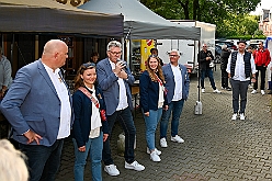 OffBiwak RWHamMarx 2024-09-14  26  Bei Rot Weiss im Norden - Bei angenehmen Themperaturen stand am Samstag 14. September der Besuch des Offiziersbiwak der 1.Gr. KG rot-weiss Hamborn-Marxloh an. Ein schöner Nachmittag auf dem Gelände der Raststätte Haus Liesen an der Hufstraße. : DVPJ, Holger II, Kinderprinz Phil II., Prinzessin, Mia I., Prinzessin Mia I., HDK, Duisburg, Karneval, Helau, Tollität, Event, Session 2024, Session 2025, Hauptausschuss, Gemeinschaft, Hauptausschuss Karneval Duisburg, Duisburg ist echt