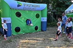 Herbstf MJ 2024-09-21  15  Bei den „Jecken“ im Norden - Unter dem Motto „Feiern mit Freunden“  hatten am Samstag dem 21. September die Marxloher-Jecken im Garten des Kirchorts St. Barbara an der Fahrnerstraße zum Herbstfest eingeladen. : DVPJ, Holger II, Kinderprinz Phil II., Prinzessin, Mia I., Prinzessin Mia I., HDK, Duisburg, Karneval, Helau, Tollität, Event, Session 2024, Session 2025, Hauptausschuss, Gemeinschaft, Hauptausschuss Karneval Duisburg, Duisburg ist echt