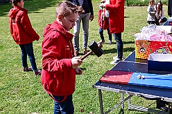 RW RhnH Fruehlf 2023-05-18  13  „Vatertag“- im Schatten der Erlöserkirche  -Die Rot-Weißen aus Rheinhausen setzen ihre Tradition fort und feiern mit einer Schar Karnevalisten aus Duisburg und Moers ihr „Frühlingsfest“. Spiel uns Spaß für die Kids kommen nicht zu kurz, genauso wie fürs leibliche Wohl gesorgt wird. : DVPJ, Matthias I, Kinderprinz Leonardo I., Prinzessin, Milena I., HDK, Duisburg, Karneval, Helau, Tollität, Event, Session 2023, Session 2024, Hauptausschuss, Gemeinschaft