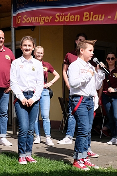 01 SonnigSueden 2023-08-26 04  Sommerfest mal zwei - Zuerst waren wir in DU-Buchholz in der Anlage vom KGV Römerfeld zum traditionellen Sommerfest der KG Sonniger Süden. Danach ging es auf den Bauernhof der Familie Hase, wo das Sommerfest, auch schon Tradition, der Narrenzunft Homberg statt fand. : DVPJ, Matthias I, Kinderprinz Leonardo I., Prinzessin, Milena I., HDK, Duisburg, Karneval, Helau, Tollität, Event, Session 2023, Session 2024, Hauptausschuss, Gemeinschaft, DVPJ, Matthias I, Kinderprinz Leonardo I., Prinzessin, Milena I., HDK, Duisburg, Karneval, Helau, Tollität, Event, Session 2023, Session 2024, Hauptausschuss, Gemeinschaft