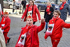 AuftaktNordvereine 2023--11-04 30  Start in die Kinderprinzencrew-Session - In der Anbteikirche in Duisburg-Hamborn starten die Duisburger Jecken, wie in an den Jahren  zuvor, mit eine karnevalistischen Messe in die kommende Session. Wir vier waren schon oft mit „unseren“ Piraten des Südens hier zum Auftakt am Rathaus. Aber dieses Jahr nun als die Duisburger Kinderprinzencrew 2024. : DVPJ, Matthias I, Kinderprinz Leonardo I., Prinzessin, Milena I., HDK, Duisburg, Karneval, Helau, Tollität, Event, Session 2023, Session 2024, Hauptausschuss, Gemeinschaft