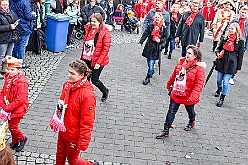 AuftaktNordvereine 2023--11-04 36  Start in die Kinderprinzencrew-Session - In der Anbteikirche in Duisburg-Hamborn starten die Duisburger Jecken, wie in an den Jahren  zuvor, mit eine karnevalistischen Messe in die kommende Session. Wir vier waren schon oft mit „unseren“ Piraten des Südens hier zum Auftakt am Rathaus. Aber dieses Jahr nun als die Duisburger Kinderprinzencrew 2024. : DVPJ, Matthias I, Kinderprinz Leonardo I., Prinzessin, Milena I., HDK, Duisburg, Karneval, Helau, Tollität, Event, Session 2023, Session 2024, Hauptausschuss, Gemeinschaft