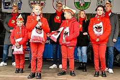 AuftaktNordvereine 2023--11-04 73  Start in die Kinderprinzencrew-Session - In der Anbteikirche in Duisburg-Hamborn starten die Duisburger Jecken, wie in an den Jahren  zuvor, mit eine karnevalistischen Messe in die kommende Session. Wir vier waren schon oft mit „unseren“ Piraten des Südens hier zum Auftakt am Rathaus. Aber dieses Jahr nun als die Duisburger Kinderprinzencrew 2024. : DVPJ, Matthias I, Kinderprinz Leonardo I., Prinzessin, Milena I., HDK, Duisburg, Karneval, Helau, Tollität, Event, Session 2023, Session 2024, Hauptausschuss, Gemeinschaft