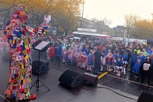 SessionsAuftaktHDK 2023-11-11 22  Duisburger Jecken feiern Sessionsauftakt - Nach einem kleinen Umzug über die Königstraße in Duisburgs City eröffnete der Hauptausschuss Duisburger Karneval am Elften im Elften um 11.11 Uhr vor dem Rathaus auf dem Burgplatz die Karnevals Session 2023/2024. : DVPJ, Matthias I, Leonardo I., Prinz Karneval, Prinz, Prinzessin Milen aI., Hofmarschälle, Pagen, Paginnen, HDK, Duisburg, Karneval, Helau, Tollität, Event, Session 2023, Session 2024, HDK, Duisburg, Hauptausschuss