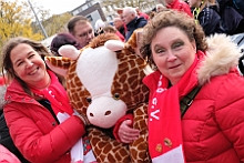 SessionsAuftaktHDK 2023-11-11 29  Duisburger Jecken feiern Sessionsauftakt - Nach einem kleinen Umzug über die Königstraße in Duisburgs City eröffnete der Hauptausschuss Duisburger Karneval am Elften im Elften um 11.11 Uhr vor dem Rathaus auf dem Burgplatz die Karnevals Session 2023/2024. : DVPJ, Matthias I, Leonardo I., Prinz Karneval, Prinz, Prinzessin Milen aI., Hofmarschälle, Pagen, Paginnen, HDK, Duisburg, Karneval, Helau, Tollität, Event, Session 2023, Session 2024, HDK, Duisburg, Hauptausschuss