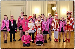 Kuerung 2024-01-07 64  WYNDHAM Hotel DUISBURGER HOF 7. Januar 2024 -Es ist soweit. Die Kürung der Kinderprinzencrew 2024. Im ausverkauftem Haus wurden Prinz Leonardo I. , Prinzessin Milena I., Hofmarschall Tyler und Pagin Ana gekürt. : DVPJ, Matthias I, Kinderprinz Leonardo I., Prinzessin, Milena I., HDK, Duisburg, Karneval, Helau, Tollität, Event, Session 2023, Session 2024, Hauptausschuss, Gemeinschaft, DVPJ, Matthias I, Kinderprinz Leonardo I., Prinzessin, Milena I., HDK, Duisburg, Karneval, Helau, Tollität, Event, Session 2023, Session 2024, Hauptausschuss, Gemeinschaft