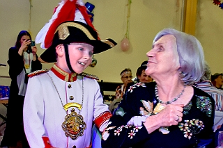 Vogelsang 2024-02-01 20  Seniorenkarneval - Im vollen Saal des Gemeindehaus am Vogelsangplatz wurde bei bester Stimmung Karneval mit den Senioren aus der Gemeinde gefeiert. : DVPJ, Matthias I, Kinderprinz Leonardo I., Prinzessin, Milena I., HDK, Duisburg, Karneval, Helau, Tollität, Event, Session 2023, Session 2024, Hauptausschuss, Gemeinschaft