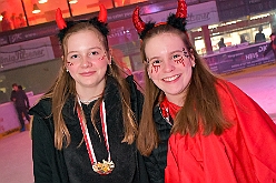 HDK KarnevOnIce 2024-02-02 23  In der PreZero Rheinlandhalle - Neuauflage von „Karneval on Ice“ in der PreZero Rheinlarndhalle. Eislaufen bei karnevalistischem Show-Programm. Eishockey wurde auch gespielt, Team Karneval und Team Rathaus trennten sich unentschieden. : DVPJ, Matthias I, Kinderprinz Leonardo I., Prinzessin, Milena I., HDK, Duisburg, Karneval, Helau, Tollität, Event, Session 2023, Session 2024, Hauptausschuss, Gemeinschaft