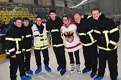 HDK KarnevOnIce 2024-02-02 37  In der PreZero Rheinlandhalle - Neuauflage von „Karneval on Ice“ in der PreZero Rheinlarndhalle. Eislaufen bei karnevalistischem Show-Programm. Eishockey wurde auch gespielt, Team Karneval und Team Rathaus trennten sich unentschieden. : DVPJ, Matthias I, Kinderprinz Leonardo I., Prinzessin, Milena I., HDK, Duisburg, Karneval, Helau, Tollität, Event, Session 2023, Session 2024, Hauptausschuss, Gemeinschaft