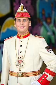 Ornat Shooting 2026-01-03 07  Foto-Shooting -- Bei nicht besonders freundlichem Wetter fand unser Shooting für dei Offiziellen Fotos im Ornat im Landschaftspark Nord statt. : DVPJ, Holger II, Kinderprinz Phil II., Prinzessin, Mia I., Prinzessin Mia I., HDK, Duisburg, Karneval, Helau, Tollität, Event, Session 2024, Session 2025, Hauptausschuss, Gemeinschaft, Hauptausschuss Karneval Duisburg, Duisburg ist echt