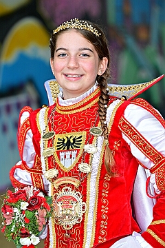 Ornat Shooting 2026-01-03 08  Foto-Shooting -- Bei nicht besonders freundlichem Wetter fand unser Shooting für dei Offiziellen Fotos im Ornat im Landschaftspark Nord statt. : DVPJ, Holger II, Kinderprinz Phil II., Prinzessin, Mia I., Prinzessin Mia I., HDK, Duisburg, Karneval, Helau, Tollität, Event, Session 2024, Session 2025, Hauptausschuss, Gemeinschaft, Hauptausschuss Karneval Duisburg, Duisburg ist echt