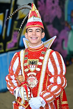 Ornat Shooting 2026-01-03 09  Foto-Shooting -- Bei nicht besonders freundlichem Wetter fand unser Shooting für dei Offiziellen Fotos im Ornat im Landschaftspark Nord statt. : DVPJ, Holger II, Kinderprinz Phil II., Prinzessin, Mia I., Prinzessin Mia I., HDK, Duisburg, Karneval, Helau, Tollität, Event, Session 2024, Session 2025, Hauptausschuss, Gemeinschaft, Hauptausschuss Karneval Duisburg, Duisburg ist echt