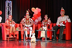 Kuerung Steinhof 2026-01-04 069  Unsere Kürung - Premiere - Im so genannten „Gürzenich“ von Duisburg, dem Steinhof in Huckingen fand am Sonntag, 4. Januar 2026, zum ersten Mal die Kürung einer Kinderprinzencrew statt. Wir sind nun als Prinz Juls I., Prinzessin Aileen I. mit Hofmarschall Sami und Pagin Paula der Stadt Duisburg 2026 inthronisiert. : DVPJ, Holger II, Kinderprinz Phil II., Prinzessin, Mia I., Prinzessin Mia I., HDK, Duisburg, Karneval, Helau, Tollität, Event, Session 2024, Session 2025, Hauptausschuss, Gemeinschaft, Hauptausschuss Karneval Duisburg, Duisburg ist echt