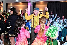 Kuerung Steinhof 2026-01-04 072  Unsere Kürung - Premiere - Im so genannten „Gürzenich“ von Duisburg, dem Steinhof in Huckingen fand am Sonntag, 4. Januar 2026, zum ersten Mal die Kürung einer Kinderprinzencrew statt. Wir sind nun als Prinz Juls I., Prinzessin Aileen I. mit Hofmarschall Sami und Pagin Paula der Stadt Duisburg 2026 inthronisiert. : DVPJ, Holger II, Kinderprinz Phil II., Prinzessin, Mia I., Prinzessin Mia I., HDK, Duisburg, Karneval, Helau, Tollität, Event, Session 2024, Session 2025, Hauptausschuss, Gemeinschaft, Hauptausschuss Karneval Duisburg, Duisburg ist echt