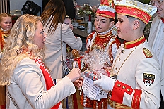 Kuerung Steinhof 2026-01-04 088  Unsere Kürung - Premiere - Im so genannten „Gürzenich“ von Duisburg, dem Steinhof in Huckingen fand am Sonntag, 4. Januar 2026, zum ersten Mal die Kürung einer Kinderprinzencrew statt. Wir sind nun als Prinz Juls I., Prinzessin Aileen I. mit Hofmarschall Sami und Pagin Paula der Stadt Duisburg 2026 inthronisiert. : DVPJ, Holger II, Kinderprinz Phil II., Prinzessin, Mia I., Prinzessin Mia I., HDK, Duisburg, Karneval, Helau, Tollität, Event, Session 2024, Session 2025, Hauptausschuss, Gemeinschaft, Hauptausschuss Karneval Duisburg, Duisburg ist echt