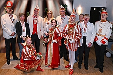 Kuerung Steinhof 2026-01-04 106  Unsere Kürung - Premiere - Im so genannten „Gürzenich“ von Duisburg, dem Steinhof in Huckingen fand am Sonntag, 4. Januar 2026, zum ersten Mal die Kürung einer Kinderprinzencrew statt. Wir sind nun als Prinz Juls I., Prinzessin Aileen I. mit Hofmarschall Sami und Pagin Paula der Stadt Duisburg 2026 inthronisiert. : DVPJ, Holger II, Kinderprinz Phil II., Prinzessin, Mia I., Prinzessin Mia I., HDK, Duisburg, Karneval, Helau, Tollität, Event, Session 2024, Session 2025, Hauptausschuss, Gemeinschaft, Hauptausschuss Karneval Duisburg, Duisburg ist echt