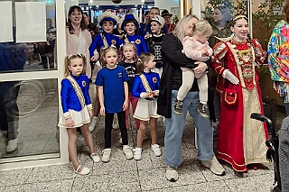 01 Sen JohaniterStift 2026-02-03 07  Seniorenkarneval am 3. Februar - Wir besuchten zuerst den Johanniter-Stift Duisburg-Neudorf an der Wildstraße. Danach fuhren wir nach Duisburg-Huckingen zum karnvalistischem Nachmittag der KFD St. Peter und Paul Gemeinde.