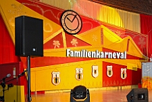 07 Familienk RG Laar 2026- 02-12 01  Weiberfastnachts Tour, 11. Februar - Schon um 9 Uhr begann dieser ereignisreicher Tag für uns mit der Karnevalsfeier in der GGS Habichtstraße. Im HDK Festzelt wurden wir danach fanatisch gefeiert. Weiter ging es dann zu Hargreaves und ins LANUV zur der Firmenfeiern. Zwischendurch seine Seniorenfeier der AWO Karl-Jarres-Straße. Im Ratskeller feiern die Nordvereine Altweiber. In Folge fahren wir nach Laar, einmal zum Familienkarneval der KG Rot-Gold und die KFD feier im St. Ewald. Der vorletzte Auftritt dann die Altweibersitzung bei der Ehrengarde bevor es zum erneuten Heimspiel  zur Altweiber-Party in den Heimathafen geht. : DVPJ, Toni I, Kinderprinz Juls I., Juls I., Prinzessin, Aileen I., Prinzessin Aileen I., HDK, Duisburg, Karneval, Helau, Tollität, Event, Session 2025, Session 2026, Hauptausschuss, Gemeinschaft, Hauptausschuss Karneval Duisburg, Duisburg ist echt