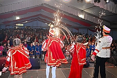 04 Heerlager 2026- 02-16 07  KG Rot-Gold Laar im Ewaldi-Haus - Die KG Rot-Gold Laar hatte am 6. Mai zum Frühlingsfest eingeladen. Wir als designierte Kinderprinzencrew 2027 sind gern der Einladung gefolgt. Nach Leckereien vom Grill, sowie Kaffee und Kuchen startete  ab ca. 19 Uhr die Frühlingsparty. : DVPJ, Toni I, Kinderprinz Juls I., Juls I., Prinzessin, Aileen I., Prinzessin Aileen I., HDK, Duisburg, Karneval, Helau, Tollität, Event, Session 2025, Session 2026, Hauptausschuss, Gemeinschaft, Hauptausschuss Karneval Duisburg, Duisburg ist echt